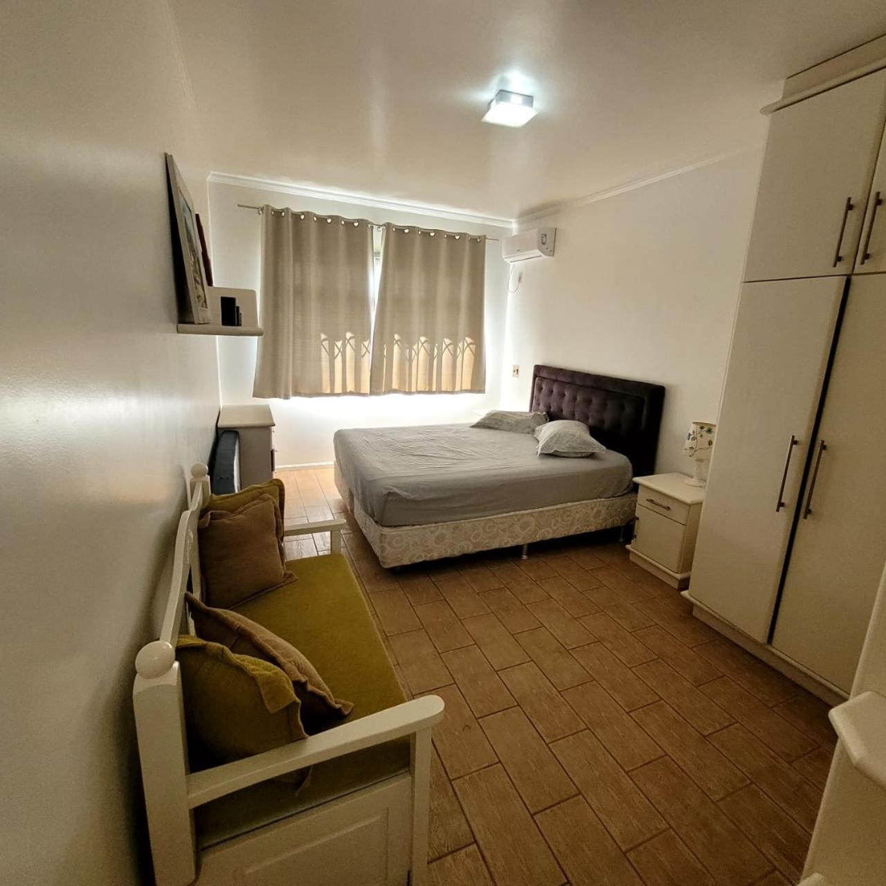 Bombinhas Brasil Residence II Guest House No Centro Екстер'єр фото