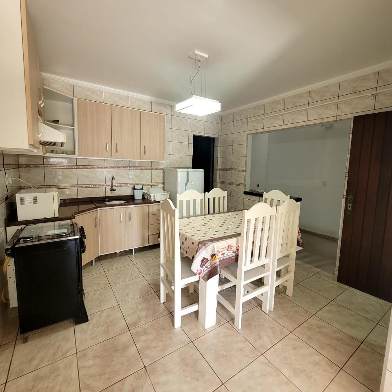 Bombinhas Brasil Residence II Guest House No Centro Екстер'єр фото